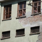 Затворите се ориентират към сериозни производства