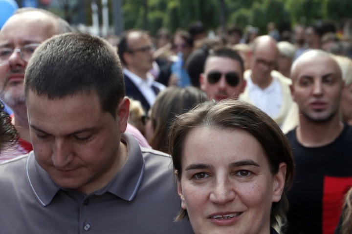 Сръбският премиер Ана Бърнабич и министрите Зоран Джорджевич и Бранко